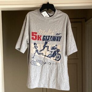 Reebok Jurassic World Malta Gray 5K Getaway Graphic T-Shirt NWT